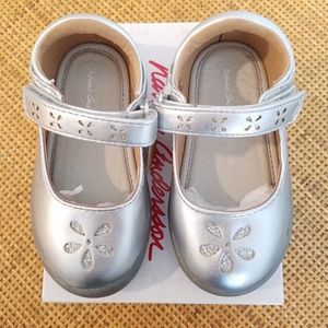 *CCO* New Hanna Andersson Mary Janes